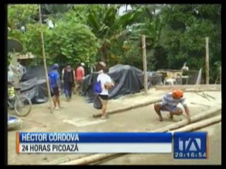 Habitantes de Picoazá tratan de volver a sus actividades normales