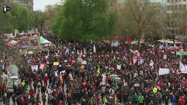 A Hanovre, des dizaines de milliers de manifestants contre le traité transatlantique