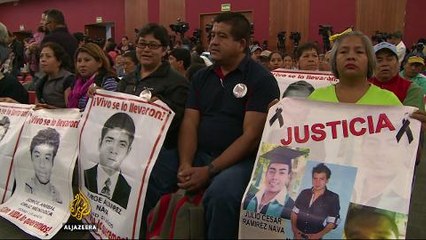Mexico investigators quit probe of missing students