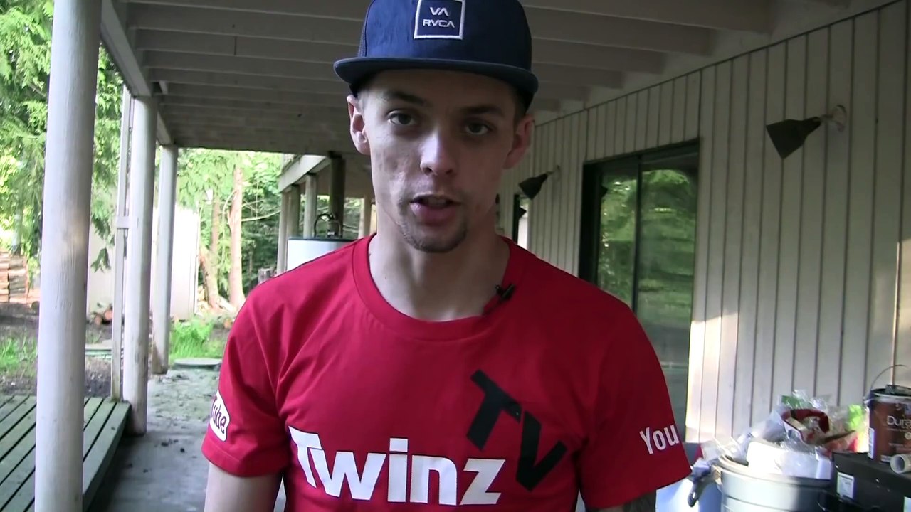 Selling fake drugs in the Hood Prank!! funny prank - funny videos