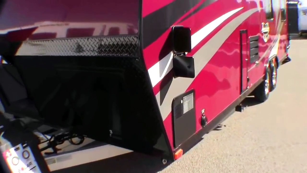 2014 Livin Lite Quicksilver 8.5 x 24 Toy Hauler, Travel Trauler, only 5,010 Pounds!