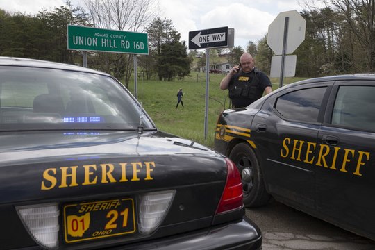 Cincinnati shooting 8 dead in spree east shooter at large 2016