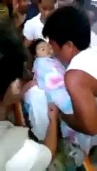 Allah shows miracle at filipino girl funeral Watch Video