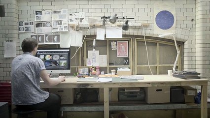 Moon Lunar Globe : une lampe qui reproduit les phases de lune