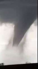 Amazing Tornado in Superior, Nebraska - 04 24 2016