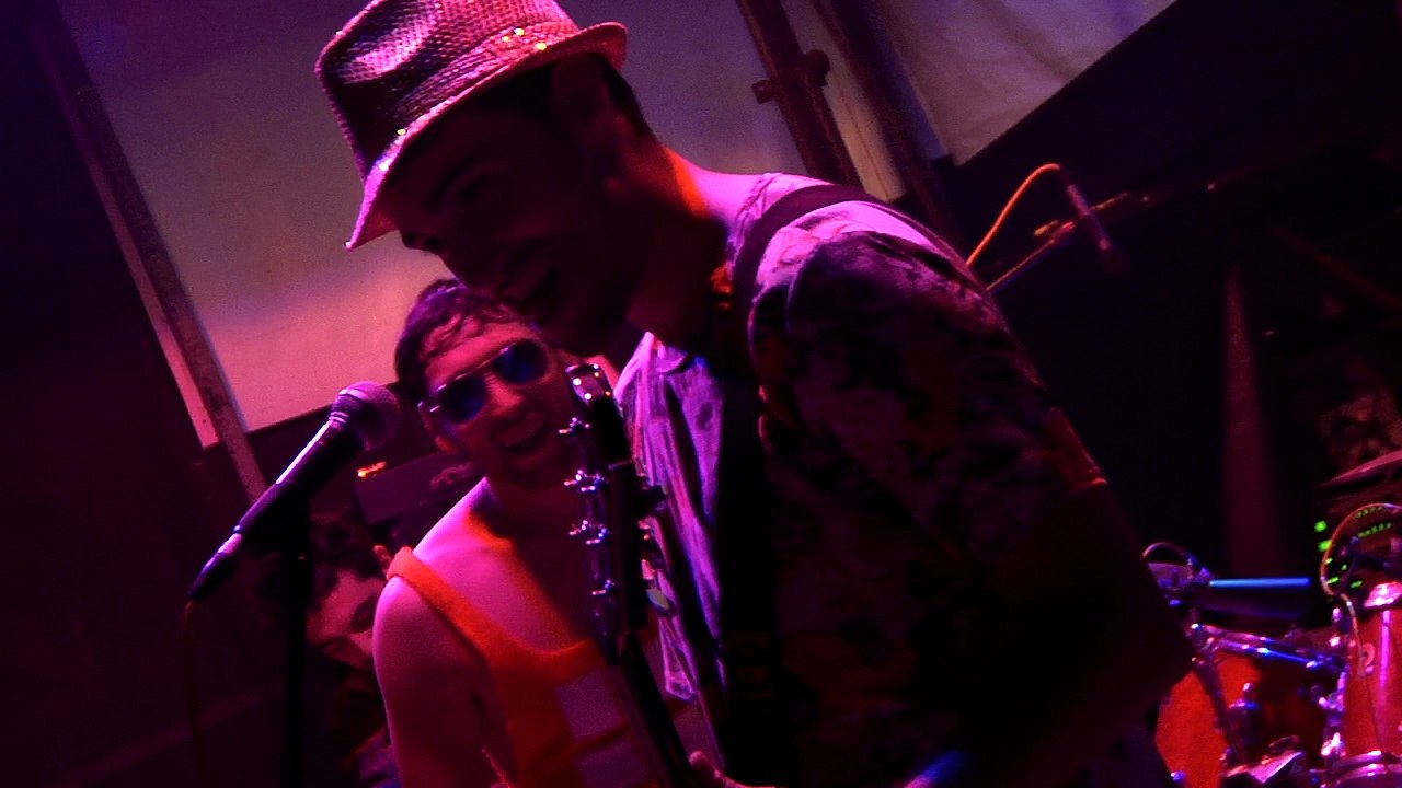 San Rockiño 2011, Os Melloriños de Cada Casa Homenaxe os Mais Jrandes (Heredeiros da Crus). 17-Iscalle Lura 18-Homenaxe 19-Non quero nada de ti (Con Fran e Toñito))