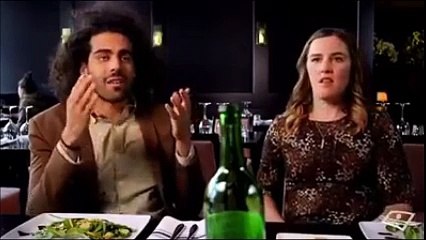 Hilarant la comédie à sketchs Like-Moi - Regarde la photo du bébé