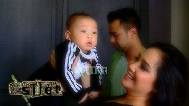 Kebersamaan Raffi-Rafathar di Sela Sesi Pemotretan - Silet 25 April 2016