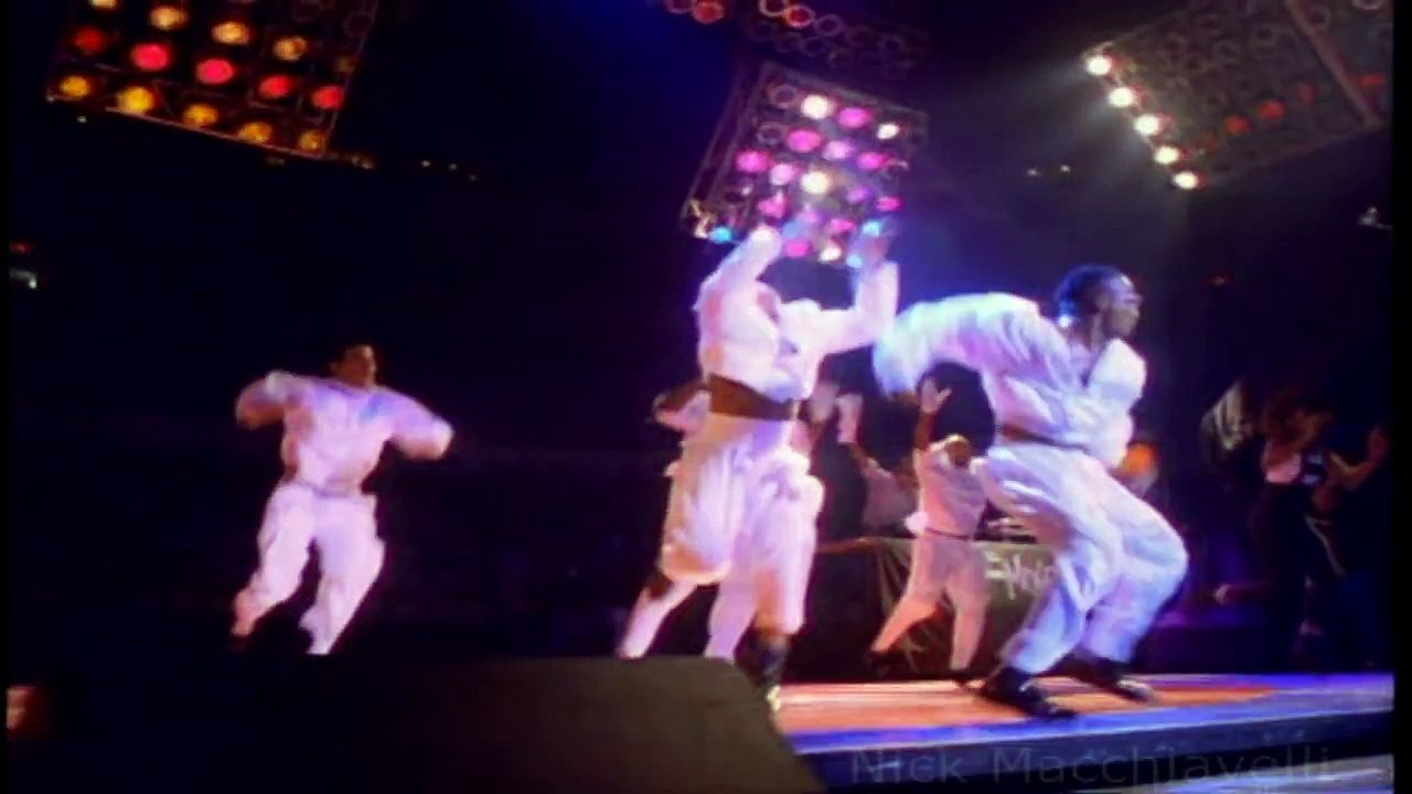 MC Hammer They Put Me In The Mix Music Video