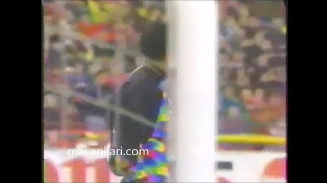 19.04.1995 - 1994-1995 UEFA Champions League Semi Final 2nd Leg AC Milan 2-0 Paris Saint-Germain