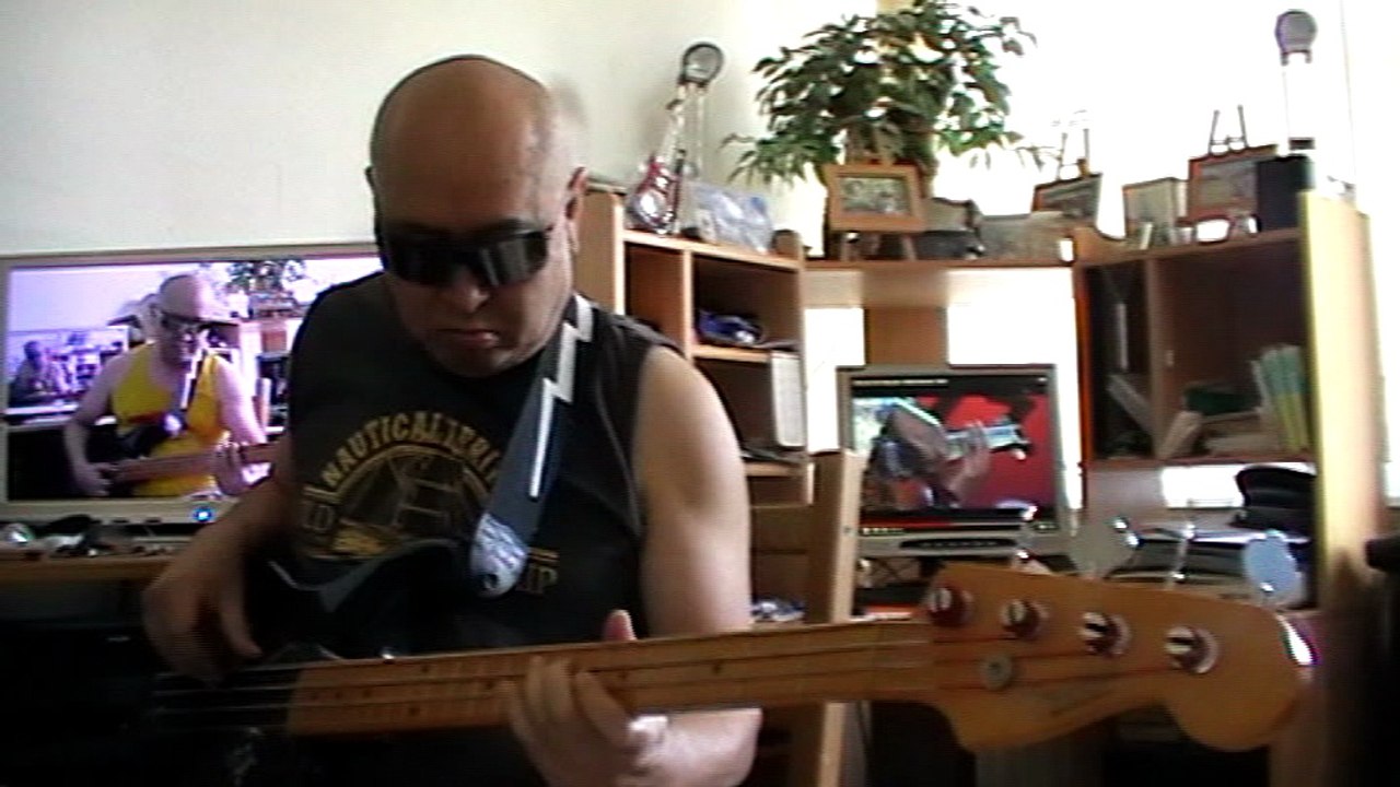 Herbie Hancock & Marcus Miller Hangup your hang ups Live DVD-C m2 Basscover3 Bob Roha