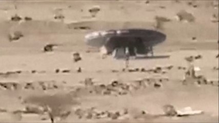 UFO Drops Off An Alien In Saudi Arabia