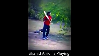 How Shahid Afridi is Playing Street Cricket and Hitting Sixes Video