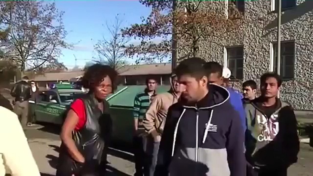 Syrer mögen keinen Zucker! Die Deutsche Ware ist zu ungesund sagt der Asylant.