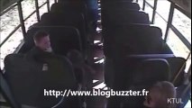 Une conductrice de bus sauve un enfant qui s'étouffe