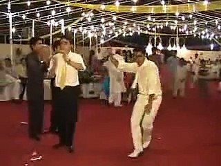 Umar Akmal & Adnan Akmal Dance