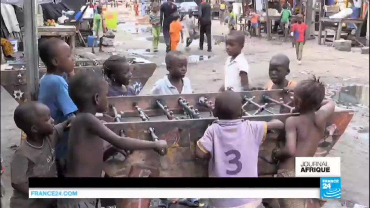 MAGIC SYSTEM - Retour à Anoumabo, le quartier de leur enfance - CÔTE D'IVOIRE