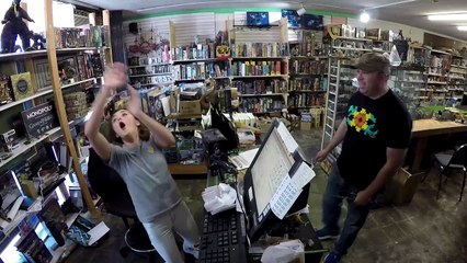 Arya Stark piège les fans de Game of Thrones et c'est hilarant