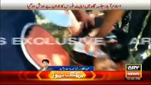 Ary News Headlines 24 April 2016 , Elite Force Personal Faints At Rally Venue