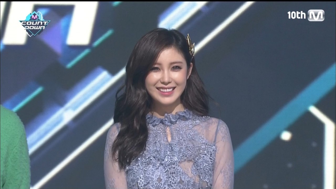 160407 Mnet Japan MCD 오프닝 소개 전효성 Cut