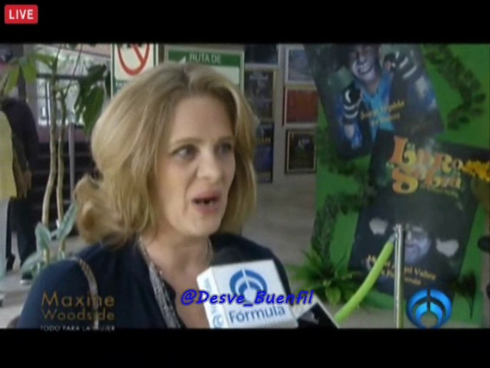 Érika Buenfil madrina en el estreno #ElLibroDeLaSelva {TPLM}
