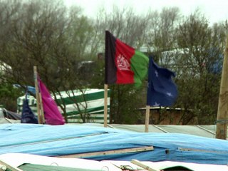 Endormie le jour, la "Jungle" de Calais rêve d'Angleterre la nuit