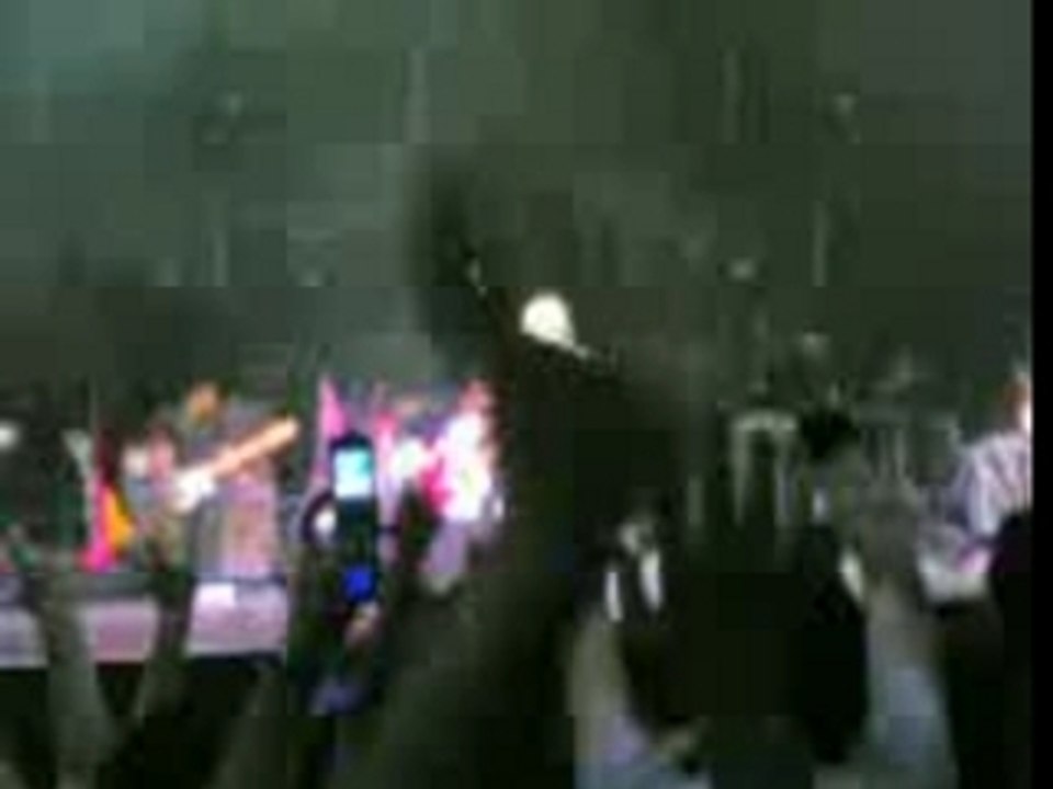 I'm with you - avril lavigne europe 2 live 2007 au zenith