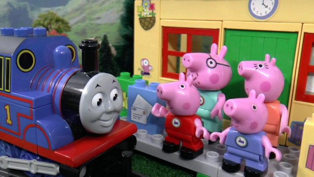 Peppa Pig Toy Train Construction Set Play Doh Duplo Thomas and Friends Toys Juguetes de Pe