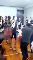 Paul Pogba chute en fêtant le titre de la Juve