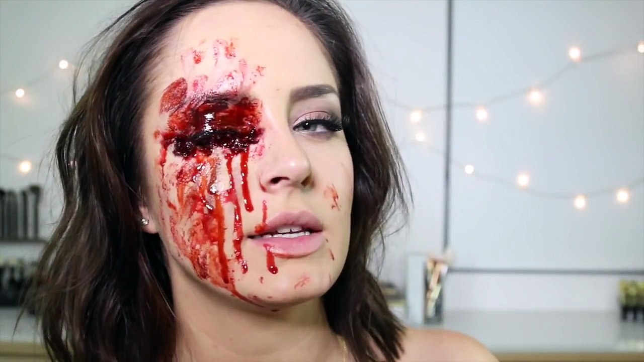 Bleeding Eye Socket/Eye Injury Special FX Halloween Makeup