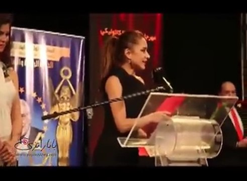 .تكريم الفنانة نيللي كريم بمهرجان المركز الكاثوليكي للسينما