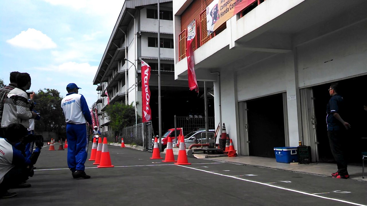 Teknik Pengereman Ideal Untuk Sepeda Motor
