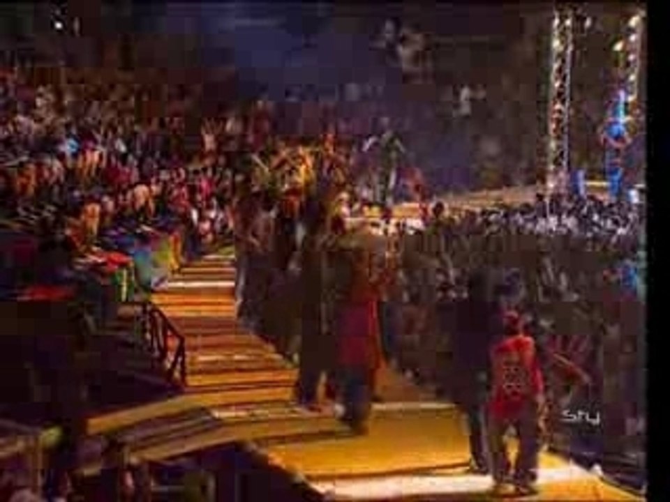 Boom Opening Performance