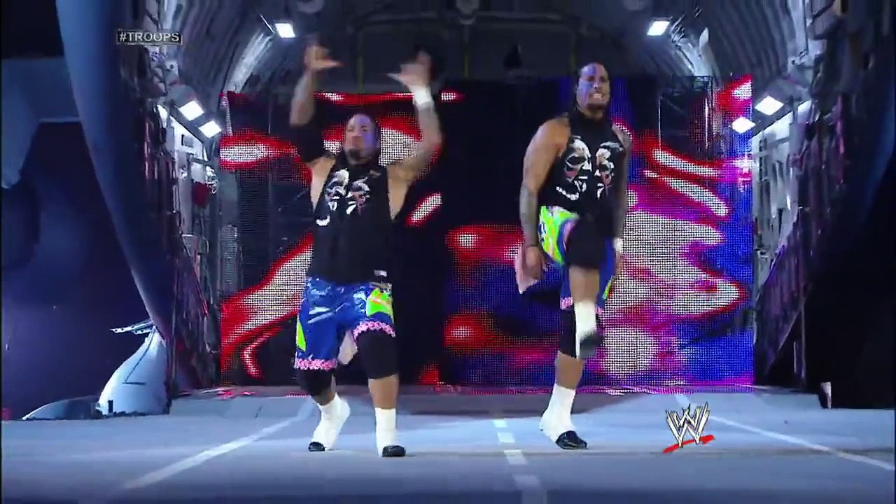 The Shield vs. Rey Mysterio & The Usos- Tribute to the Troops 2013