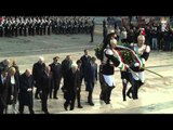 Roma - Mattarella depone una corona d'alloro all'Altare della Patria nel 71° Anniversario (25.04.15)