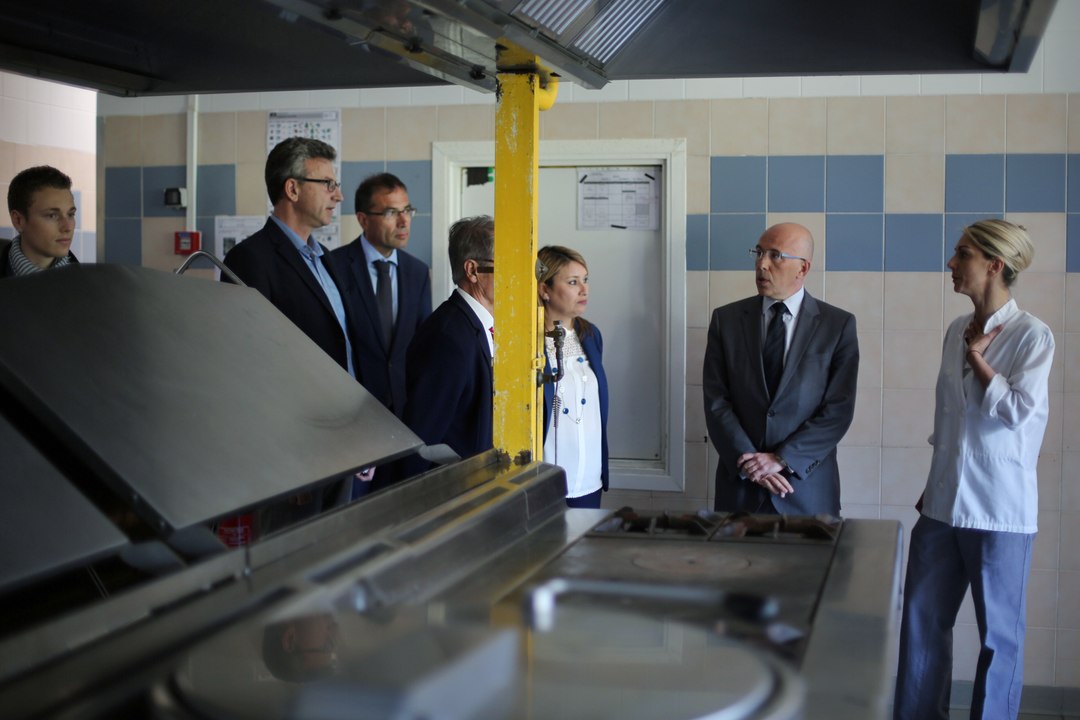 Eric Ciotti réaffirme son opposition aux menus confessionnels dans les collèges des Alpes-Maritimes