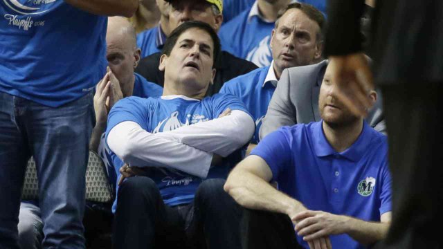 Kevin Durant Calls Mark Cuban an Idiot