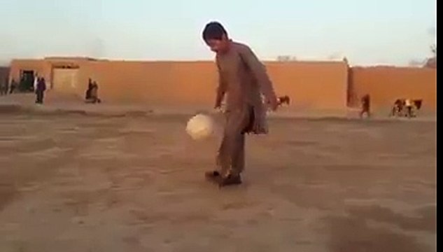 Forget about Ronaldo or Messi, here is a raw talent exhibiting his superb soccer skills!
