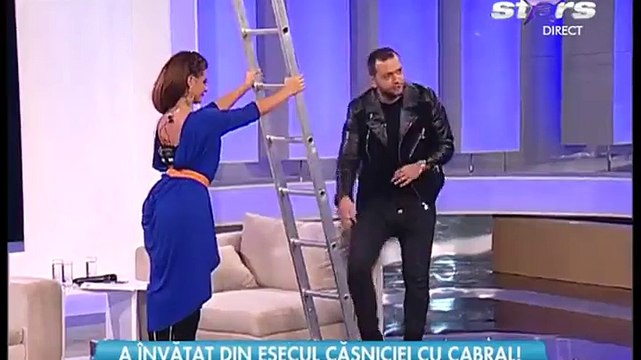 TV Host Ladder Demonstration Fail-Funny Videos and Clips > Fun & Entertainment Videos-Follow Us!!!!
