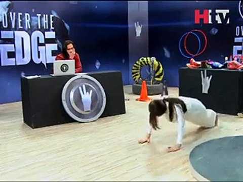 Girl SMASH WORDS Waqar Zaka For Rejecting Her In Audition