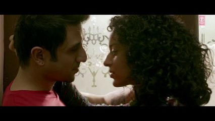 Revolver Rani Title Song  Kangana Ranaut  Usha Uthup