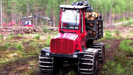 Forwarder Komatsu with Comfort Ride