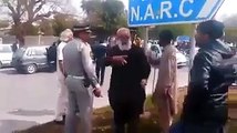 Watch What Islamabad Citizens Did When City Police Blocked Public Route For VIP Movement