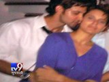 Hrithik Roshan and Kangana Ranaut’s COSY picture adds another twist to the squabble - Tv9 Gujarati