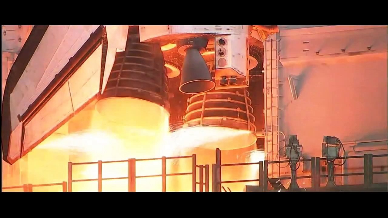 STS-116: Space Shuttle Discovery launches to the ISS