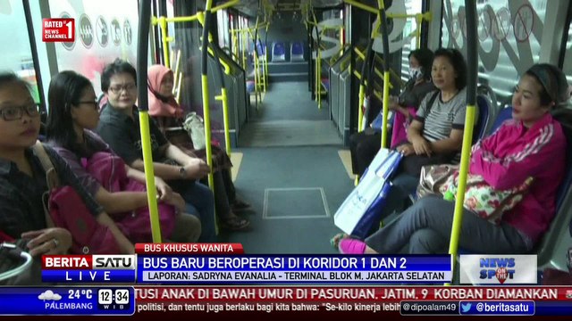 Transjakarta Luncurkan Bus Gandeng Pink Khusus Wanita