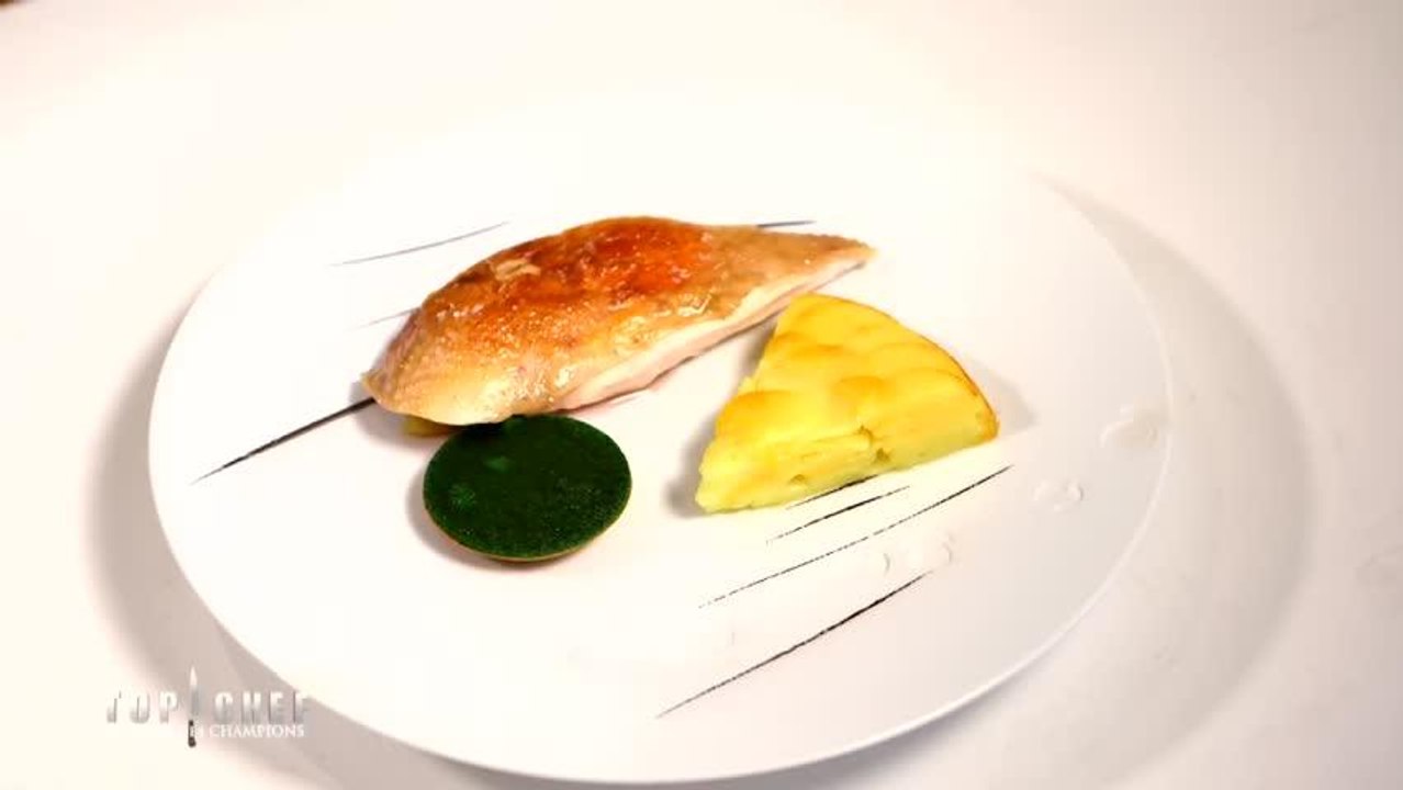 Poulet fermier, gâteau de pomme de terre et tartelette aux herbes par Emmanuel Renaut