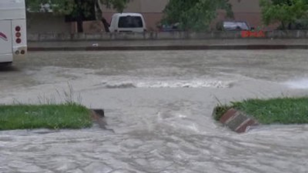 Edirne?ye 36 Saatte 93 Kilo Yağış Düştü
