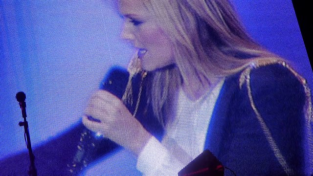 Helene Fischer, Mitten im Paradies und Ich will immer wieder dieses Fieber spür'n (Erfurt 2013)