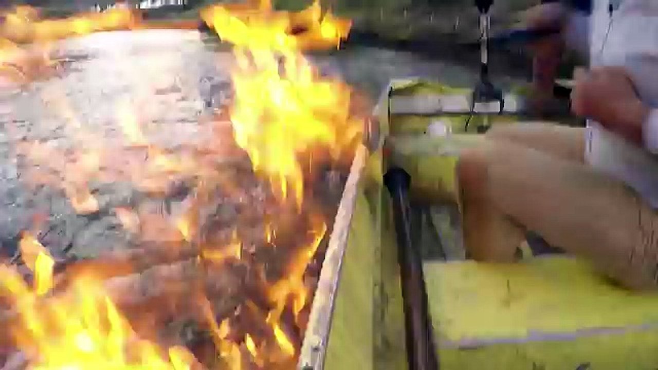 Une rivière en feu